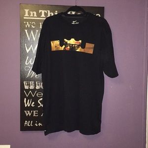 NIKE T-shirt black with picture